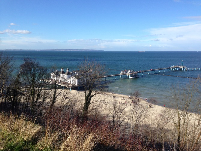 Ferienwohnung in Sellin - Sonnengl&uuml;ck in der Residenz Seeblick - Die Seebr&uuml;cke im April