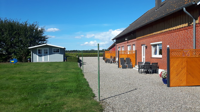 Ferienwohnung in S&uuml;ssau - Wiese - Bild 14