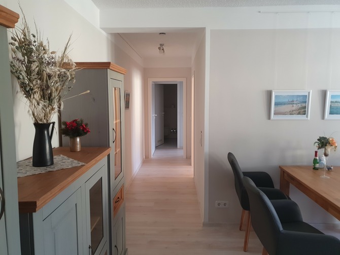 Ferienwohnung in Zinnowitz - D&uuml;nenstra&szlig;e Skibbe - Flur zu den weiteren Zimmern
