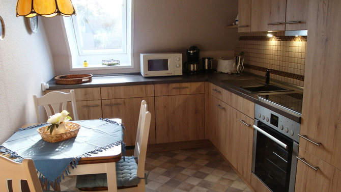 Ferienwohnung in Heiligenhafen - Clasen - Geschirrsp&uuml;ler, K&uuml;hl- mit Gefrierschrank