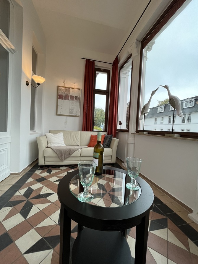 Ferienwohnung in Ostseebad Heringsdorf - Villa Kramme - Tags&uuml;ber einfach nur ein Sofa