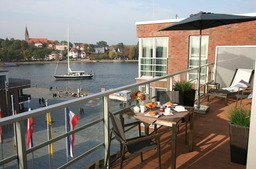 Apartment 38 "Skippers Topp", Apartmenthaus Hafenspitze,Blickrichtung Innenstadt/Binnenhafen