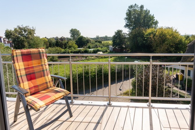 Ferienwohnung in Börgerende - Appartement 5 - Traumblick - Balkon Küche