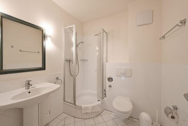 Ferienwohnung in Sellin - Ferienwohnung 10 in Sellin auf R&uuml;gen Villa Celia 6 Pers. WLAN und Sauna 200 m vom Strand entfernt - Bild 11