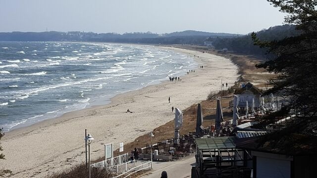 Ferienwohnung in Baabe - MeerWohnung mod. Fewo direkt am Strand mit Pool - Bild 10